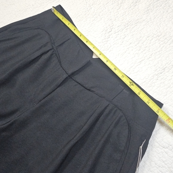 NWT JLo Jennifer Lopez Black Pleated Cuffed Dress Pants - Picture 3 of 9